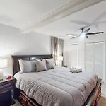 1107 West 42Nd Street